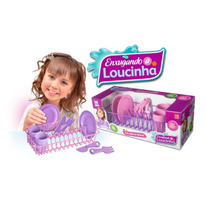 ENXUGANDO A LOUCINHA